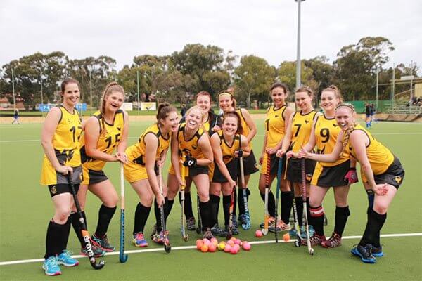 UniSQ women's hockey team.